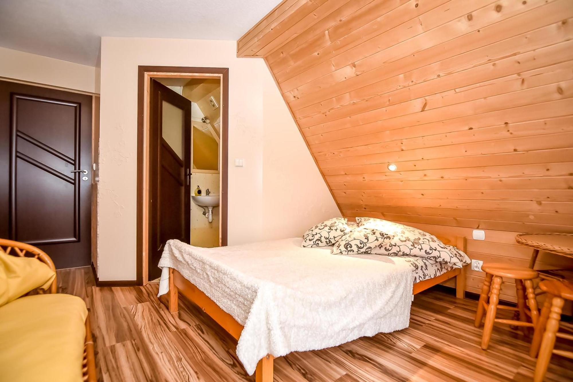 Ciukrowa Chatka Sauna & Jacuzzi Poronin Ngoại thất bức ảnh