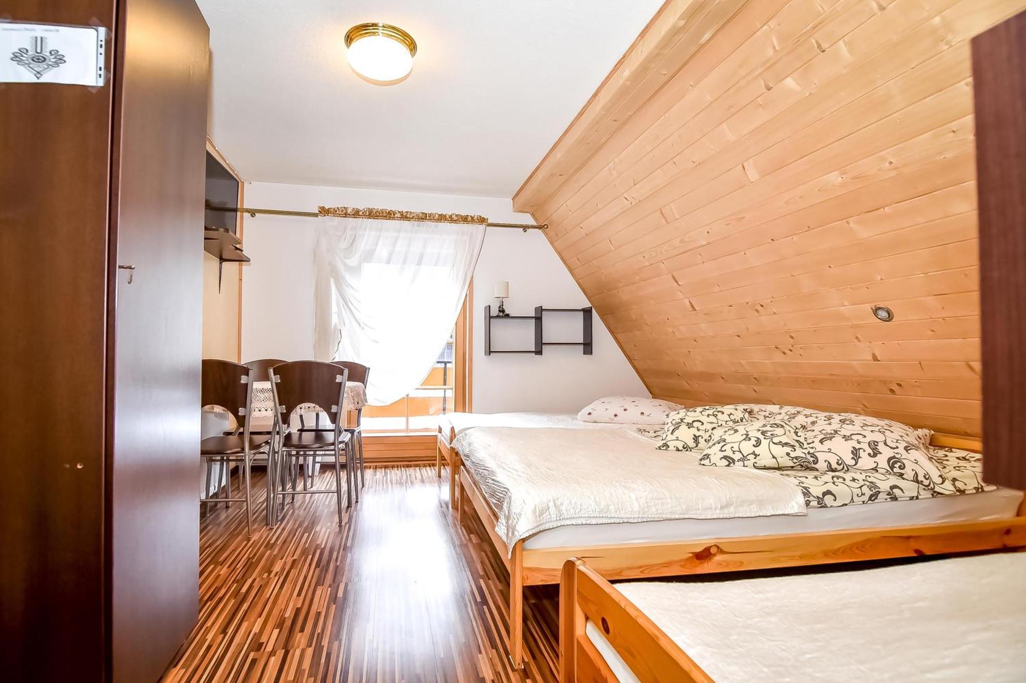 Ciukrowa Chatka Sauna & Jacuzzi Poronin Ngoại thất bức ảnh