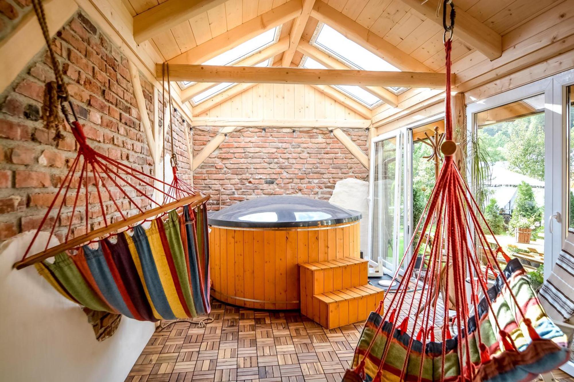 Ciukrowa Chatka Sauna & Jacuzzi Poronin Ngoại thất bức ảnh